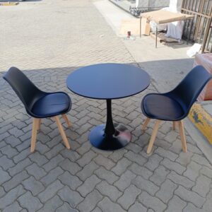Modern Black Cocktail Table with Cushioned Stools – Stylish Coffee Table Set for Living Room or Lounge