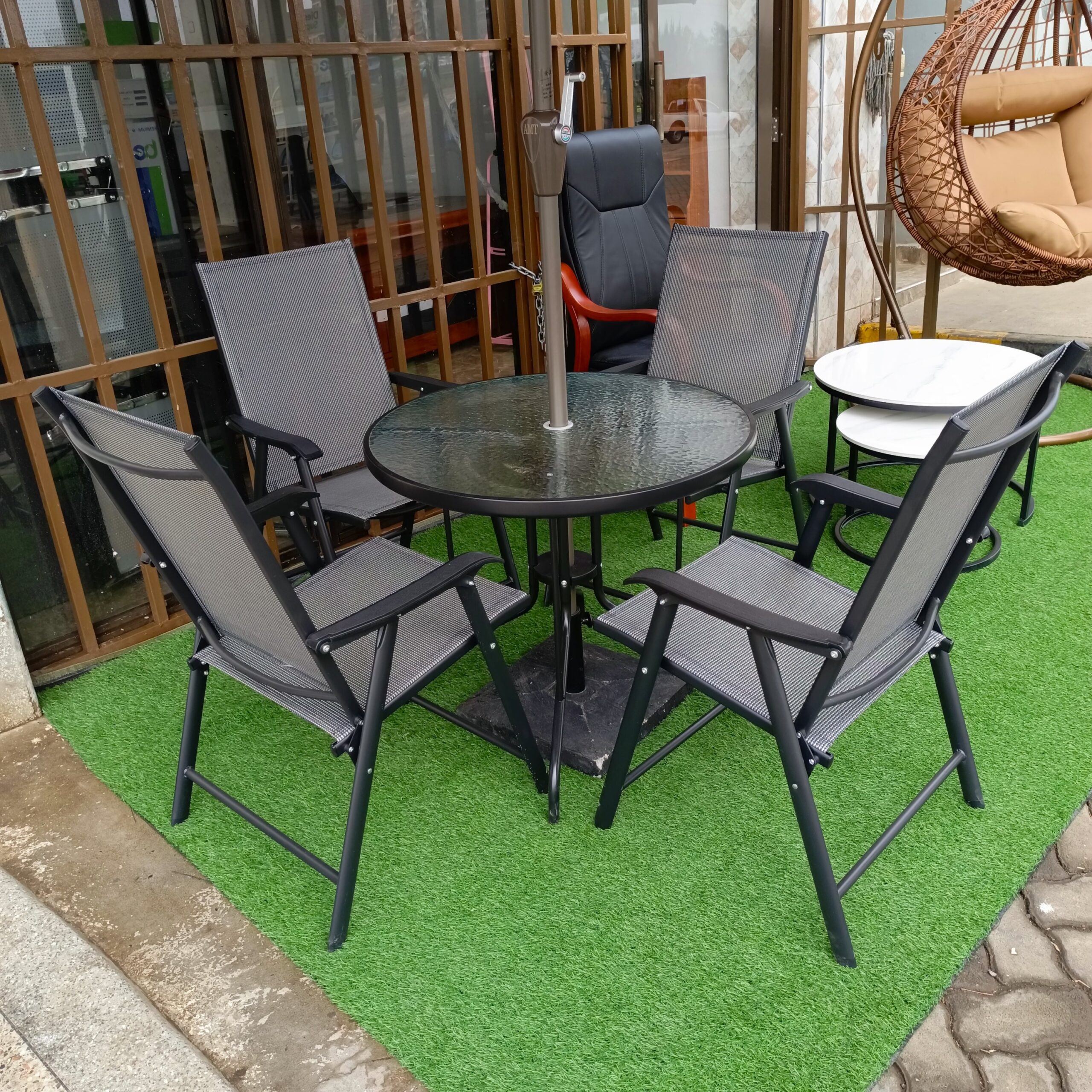 Balcony Set of 4 Chairs with Adjustable Umbrella – Weather-Resistant Outdoor Patio Furniture for Garden, Poolside & Terrace