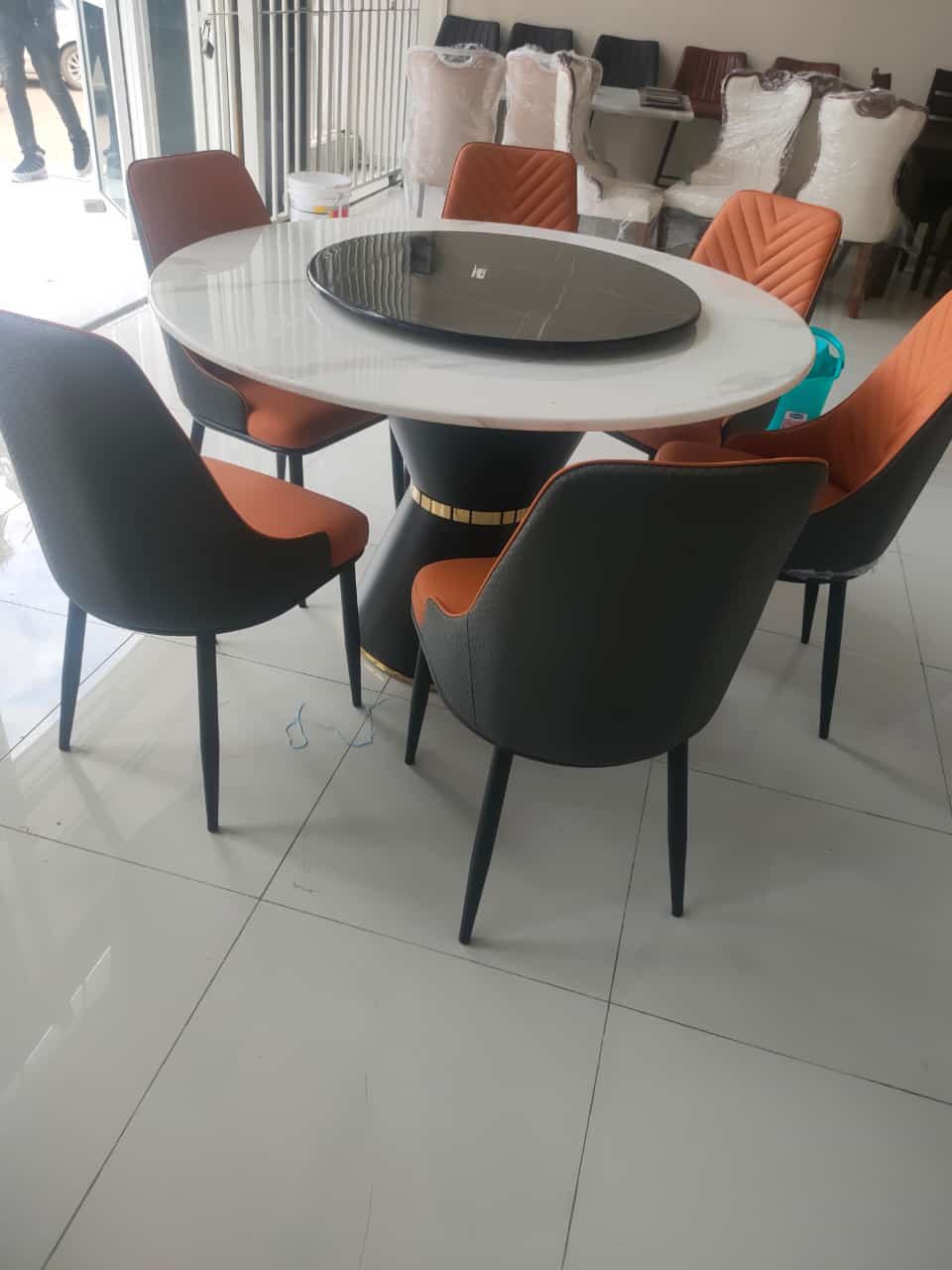 6-Seater Circular Marble Dining Set